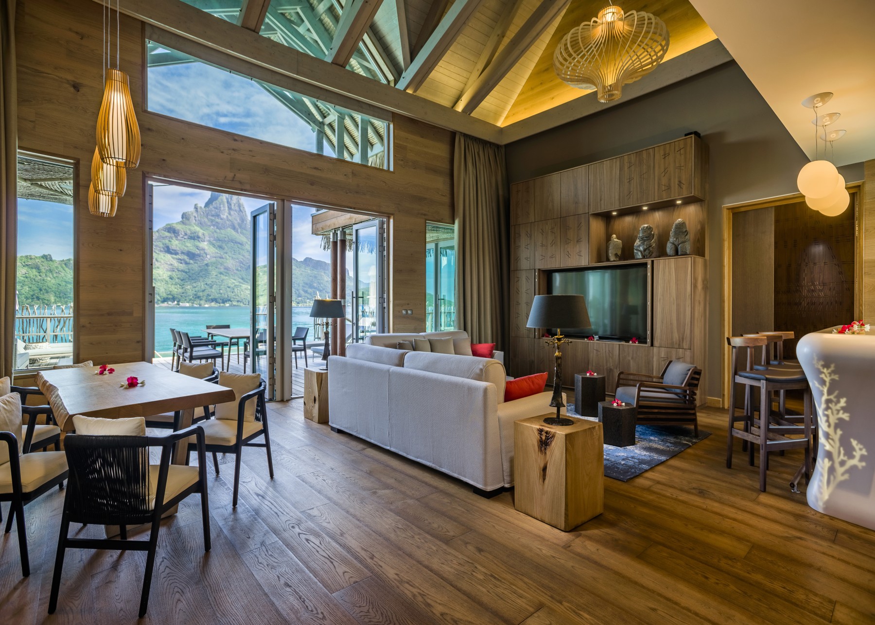 Suite Pilotis Prestige Brando avec Piscine