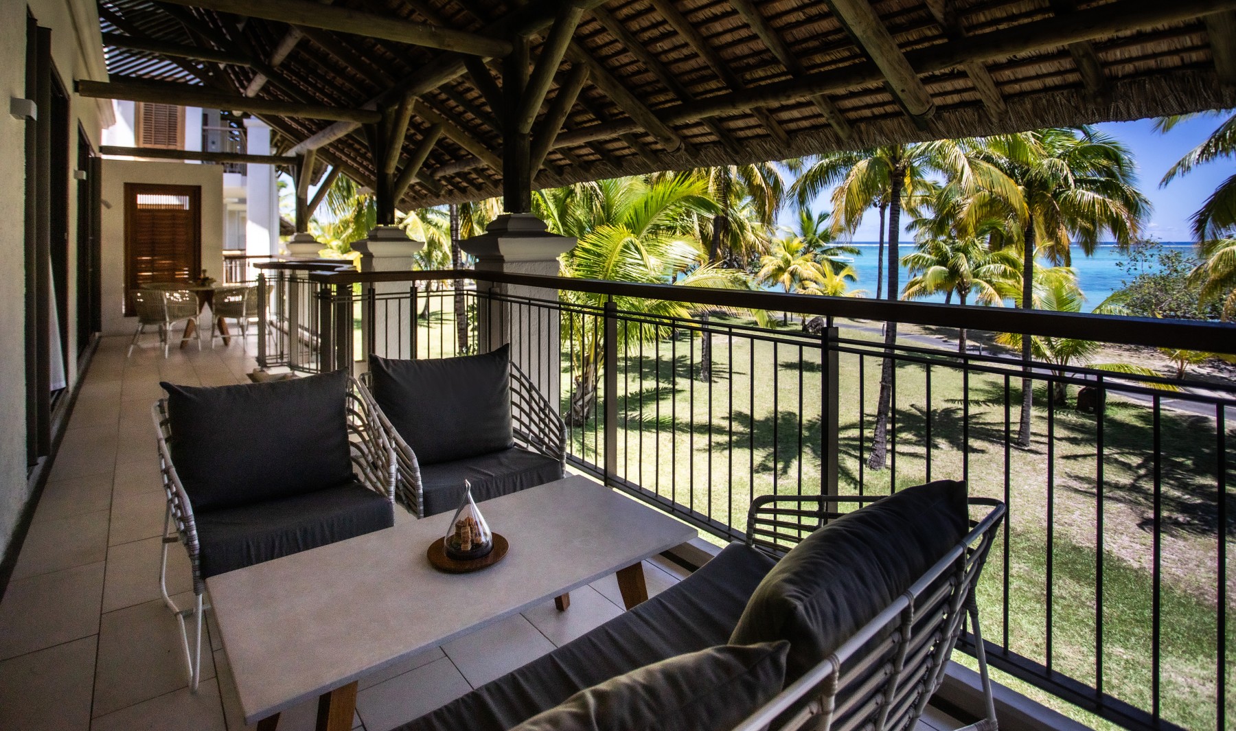 Paradis Luxury Family Suite Beachfront