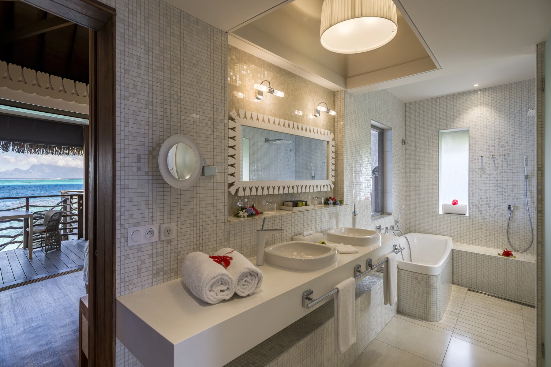 Bungalow Pilotis Motu