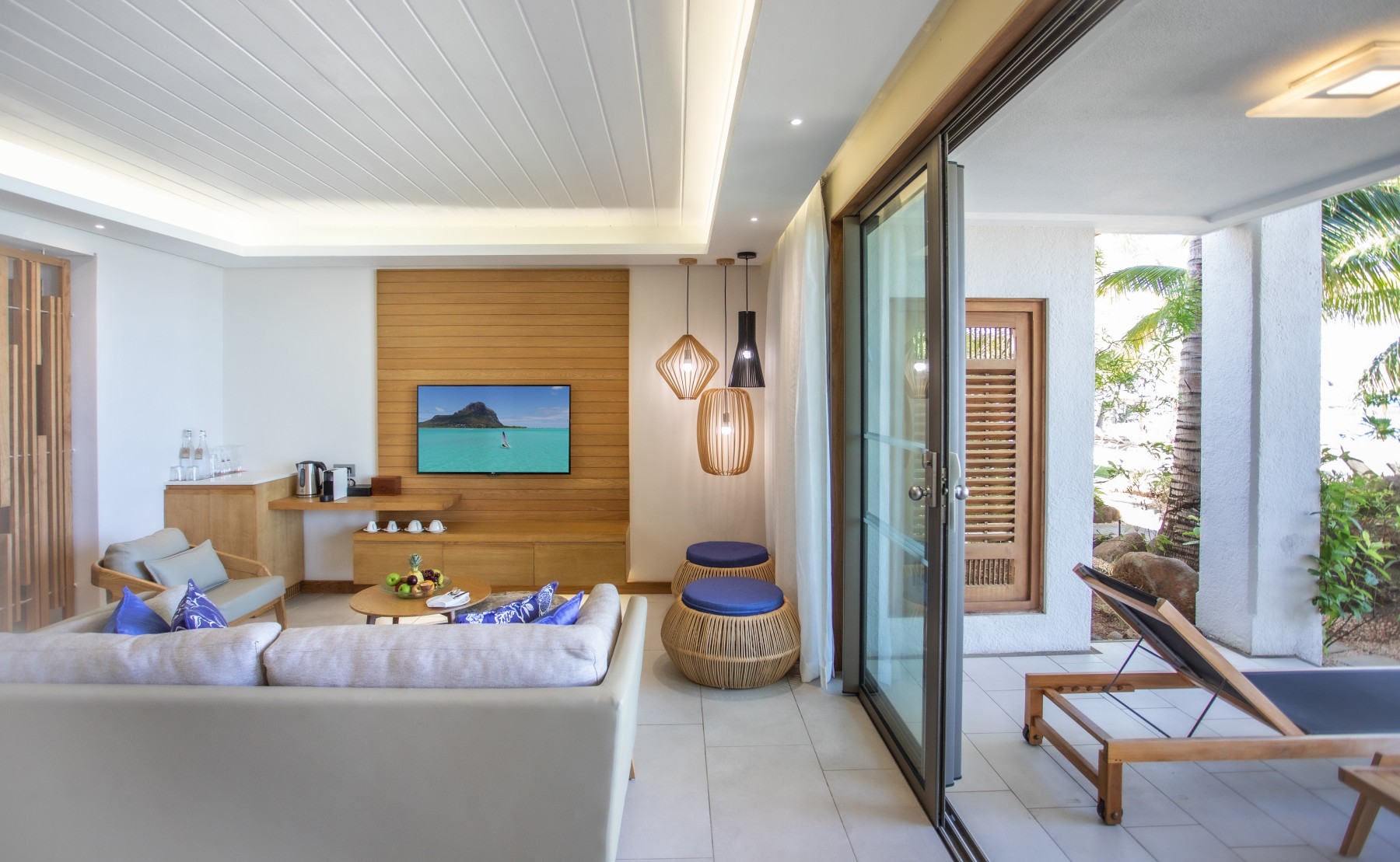 Paradis Suite Beachfront
