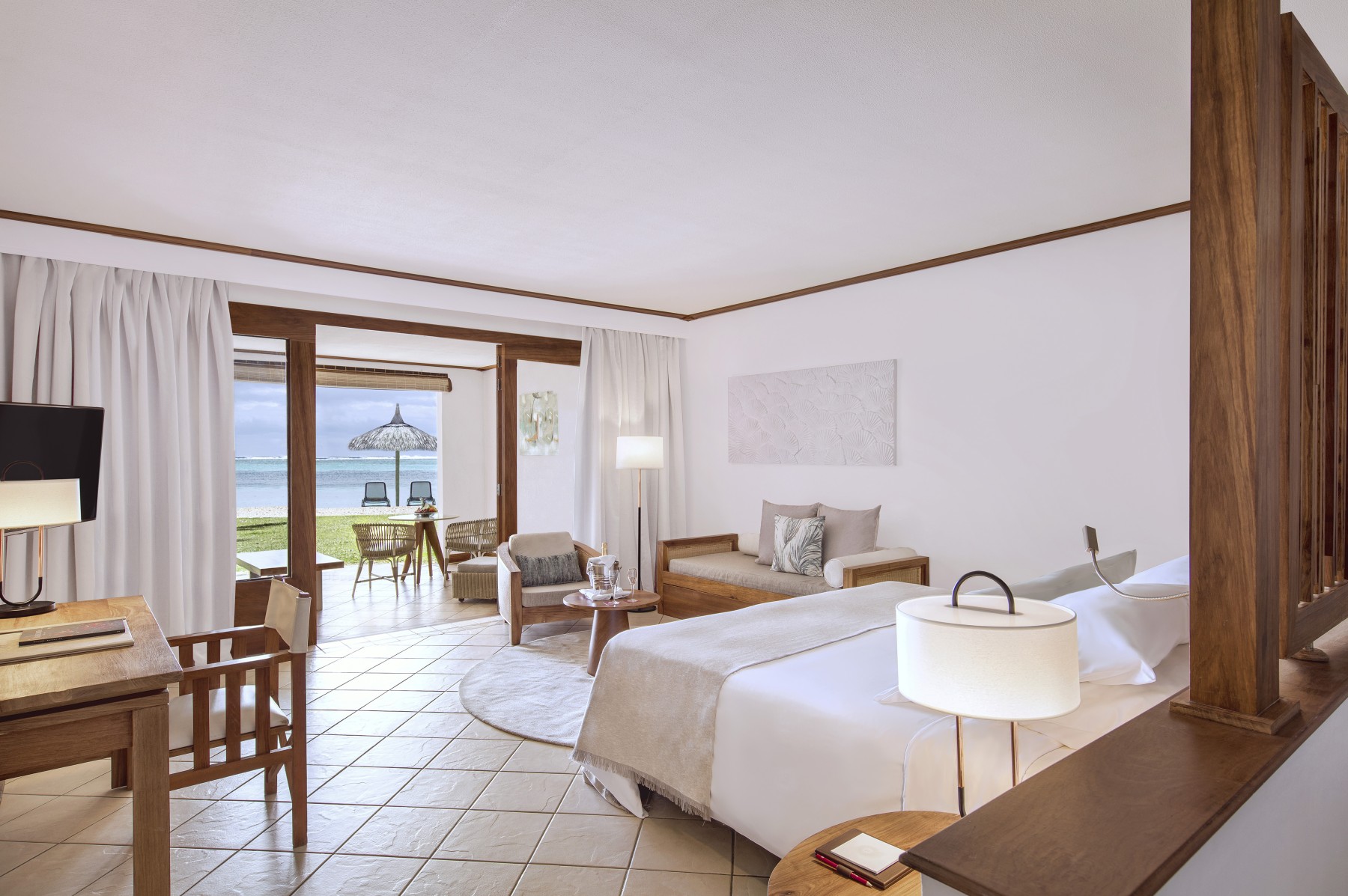 Junior Suite Beachfront