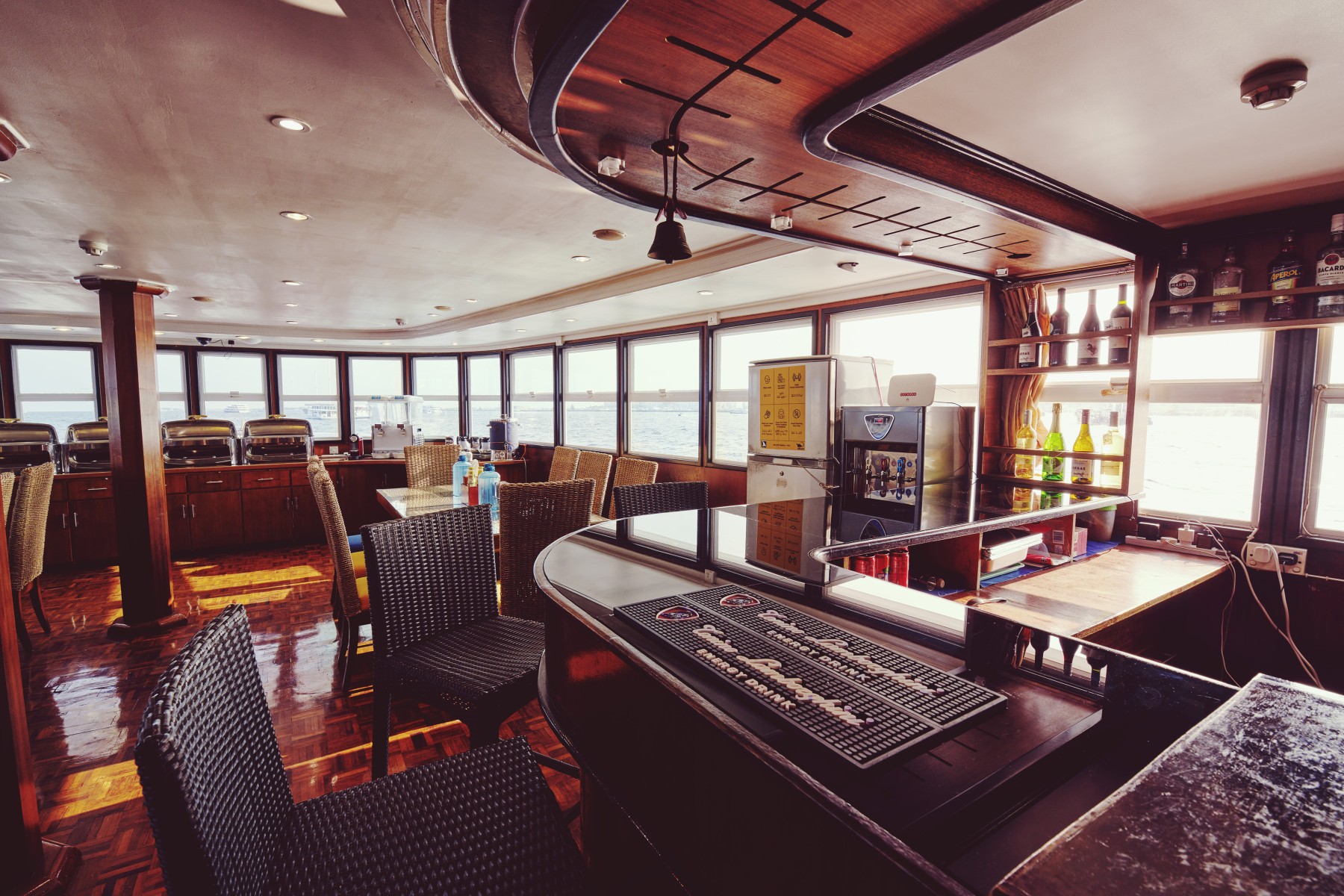 Blue Horizon - croisières plongée et surf