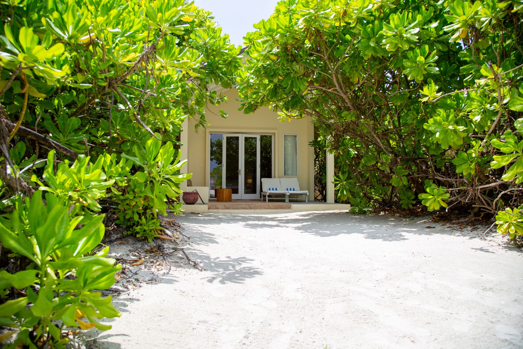 Deluxe Beach Bungalow