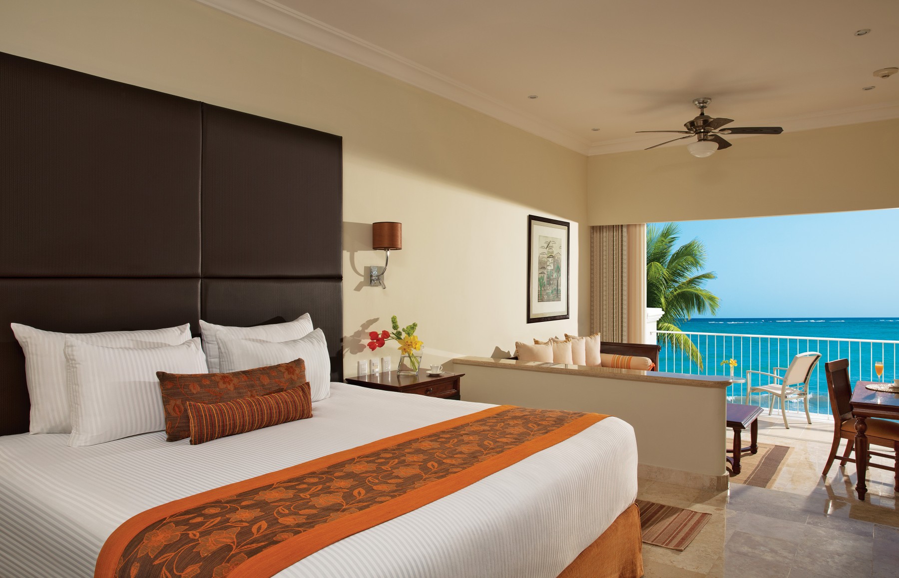 Deluxe Junior Suite Oceanfront