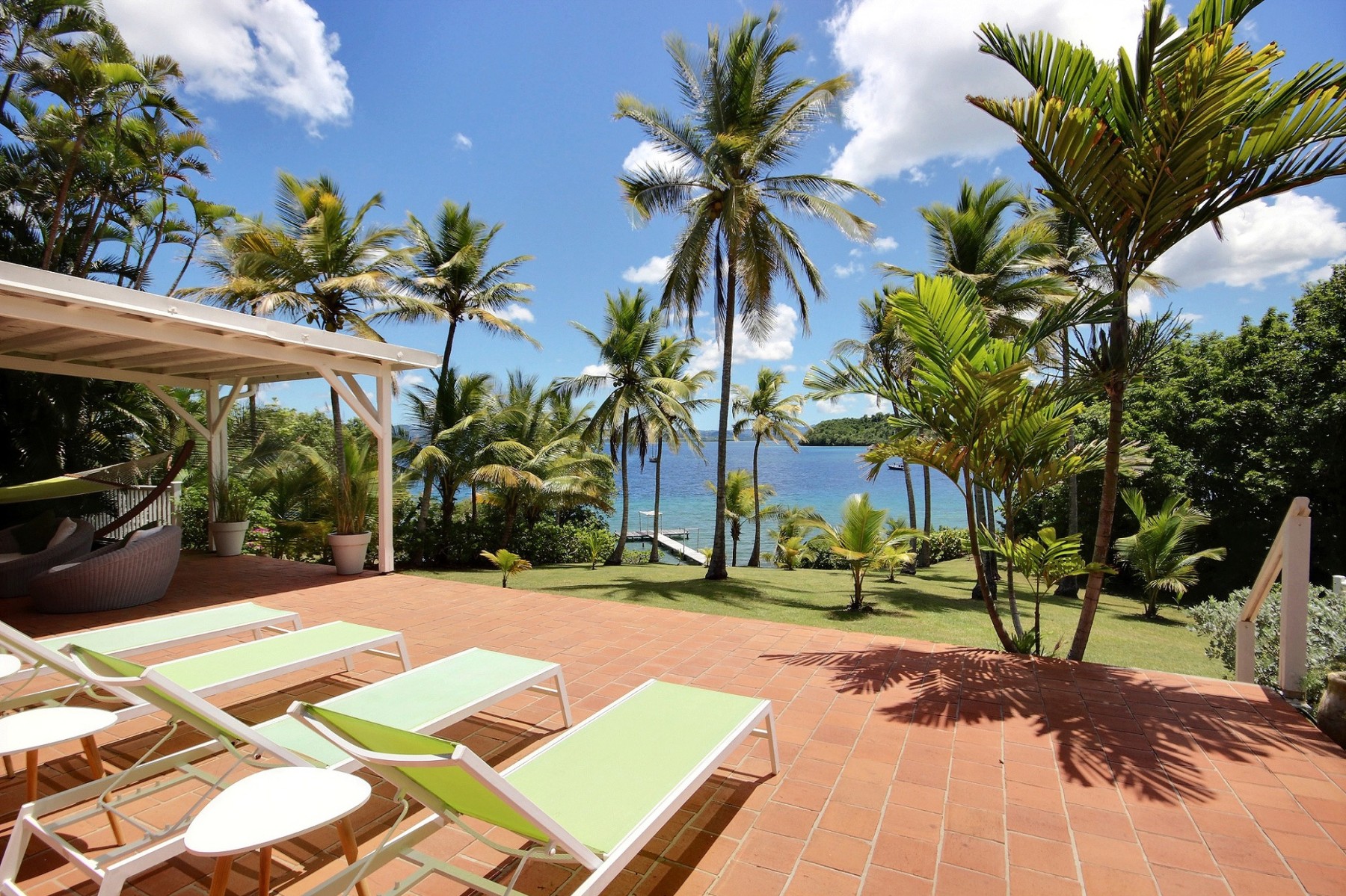 Trois-Îlets - Villa 4 ou 6 chambres en bord de mer avec piscine