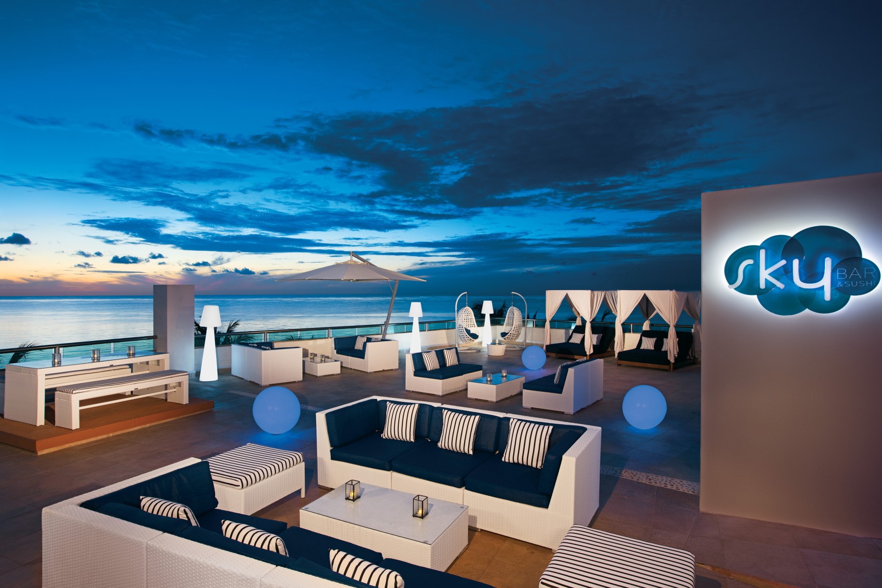 Secrets Aura Cozumel