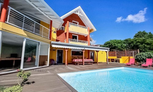 Pointe Noire - Villa 5 chambres en bord de mer avec piscine