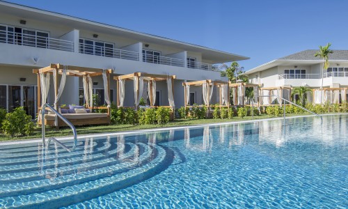 Junior Suite Garden Swin-Up Royal Service