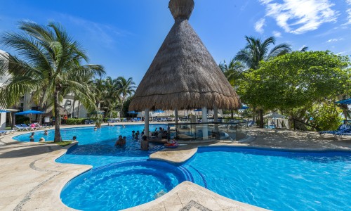 The Reef Playacar