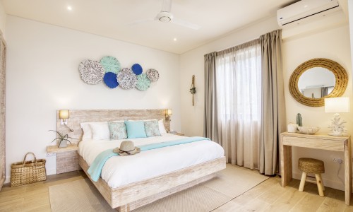 Pineapple Beach Villas
