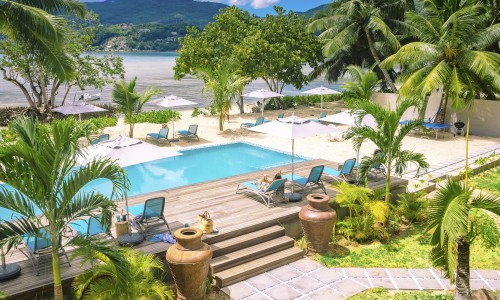 Pineapple Beach Villas