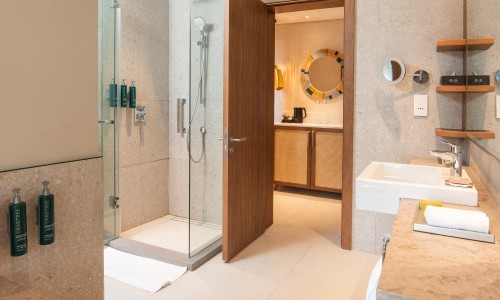 Beachfront Junior Suite