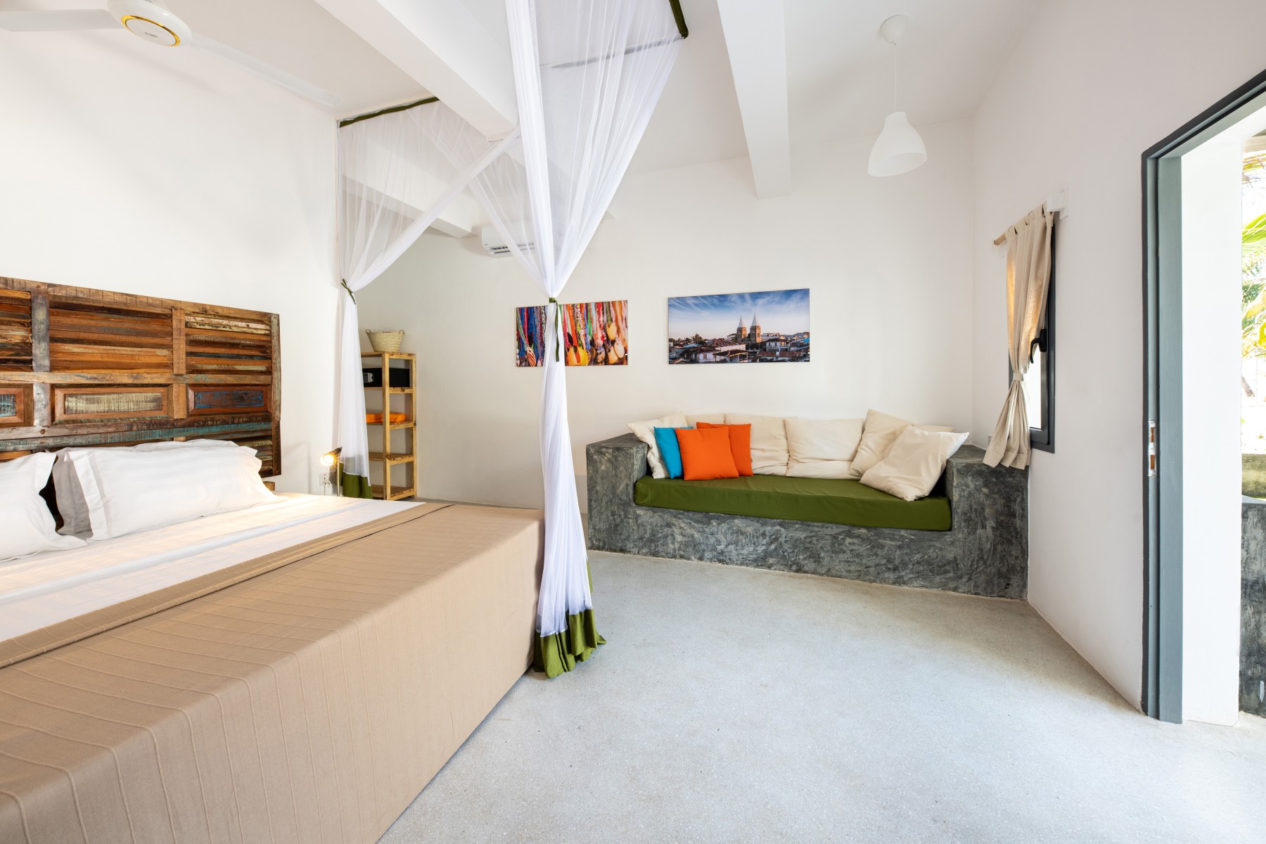 Ground Floor / First Floor Room