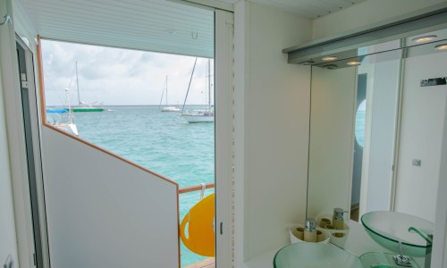 Aqua Lodge