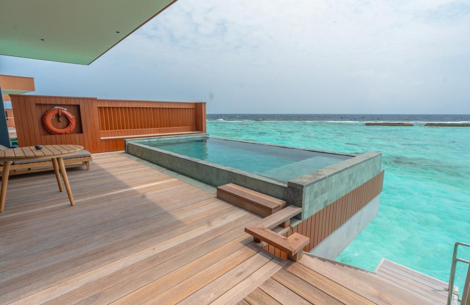 Ocean Pool Villa