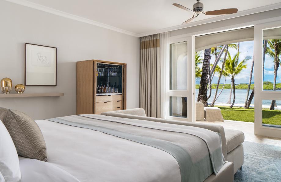 Lagoon Room