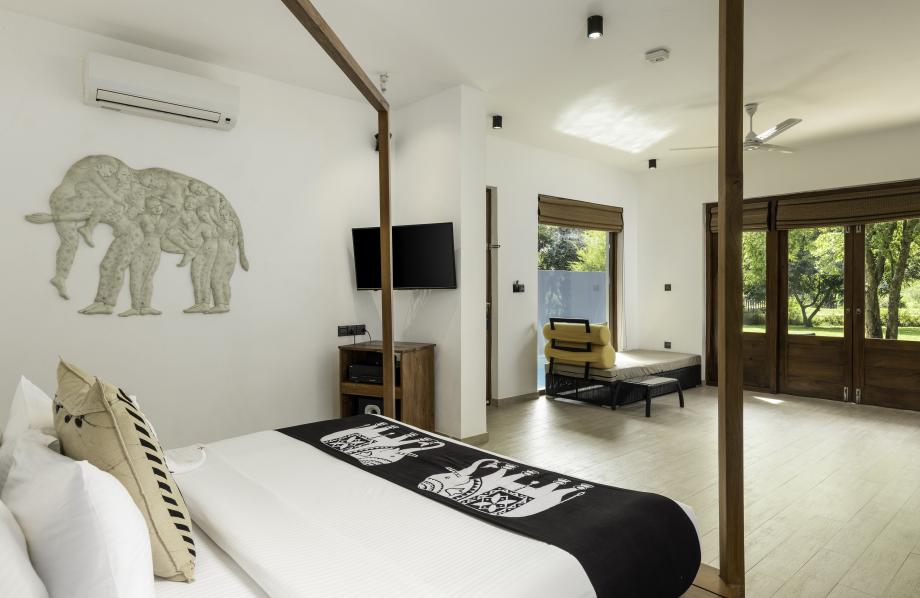 Pool Suite