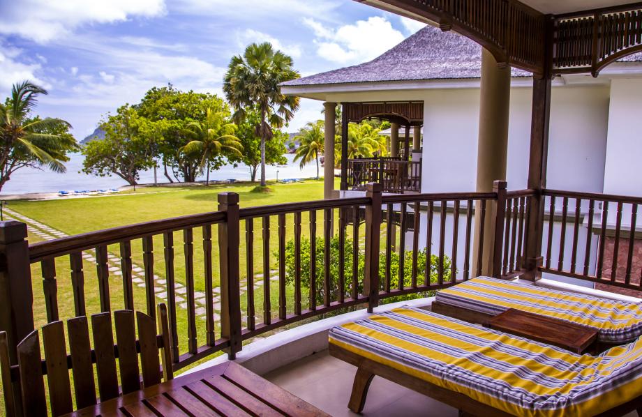 Beachfront Deluxe Villa